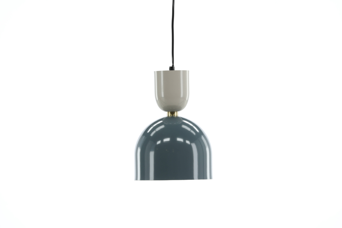 Tim Ø20 Bleu suspension De Venture Design - Sa belle forme arrondie cr&eacute;e un d&eacute;tail int&eacute;rieur agr&eacute;able et &eacute;l&eacute;gant qui sublimera n'importe quelle pi&egrave;ce.