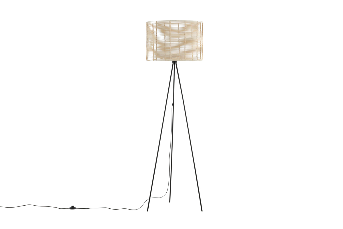 Fence Noir lampadaire De Venture Design - FENCE est un lampadaire en rotin moderne qui ajoute une belle brillance à la pièce.