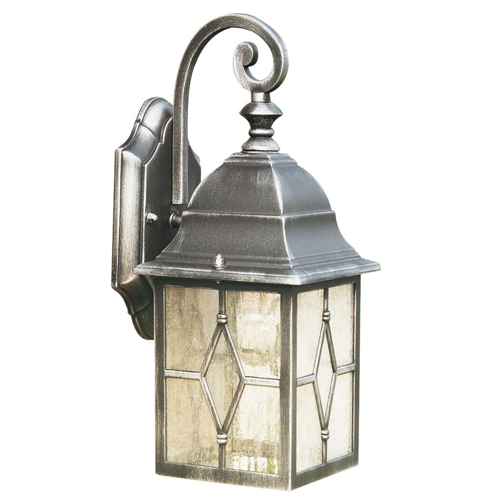 Genoa Argent lampe d’extérieur De Searchlight - Donnez à votre terrasse, votre entrée ; ou donnez à votre façade une touche rustique avec l'applique murale Genoa – une lampe pleine de charme et de caractère.