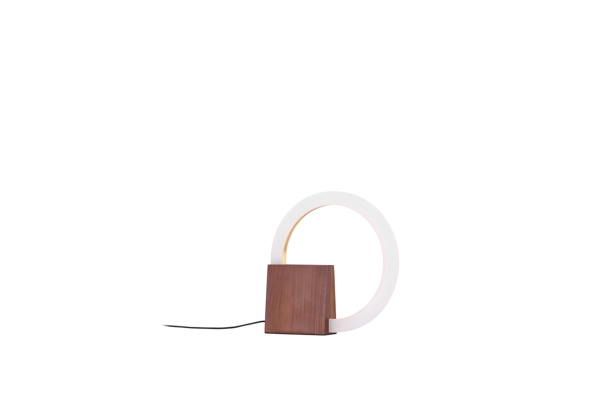 Brive 30cm Noyer lampe de table De Venture Design - La lampe de table Brive est dot&eacute;e d'un pied en bois couleur noyer tendance et d'un cadre rond en acrylique blanc.