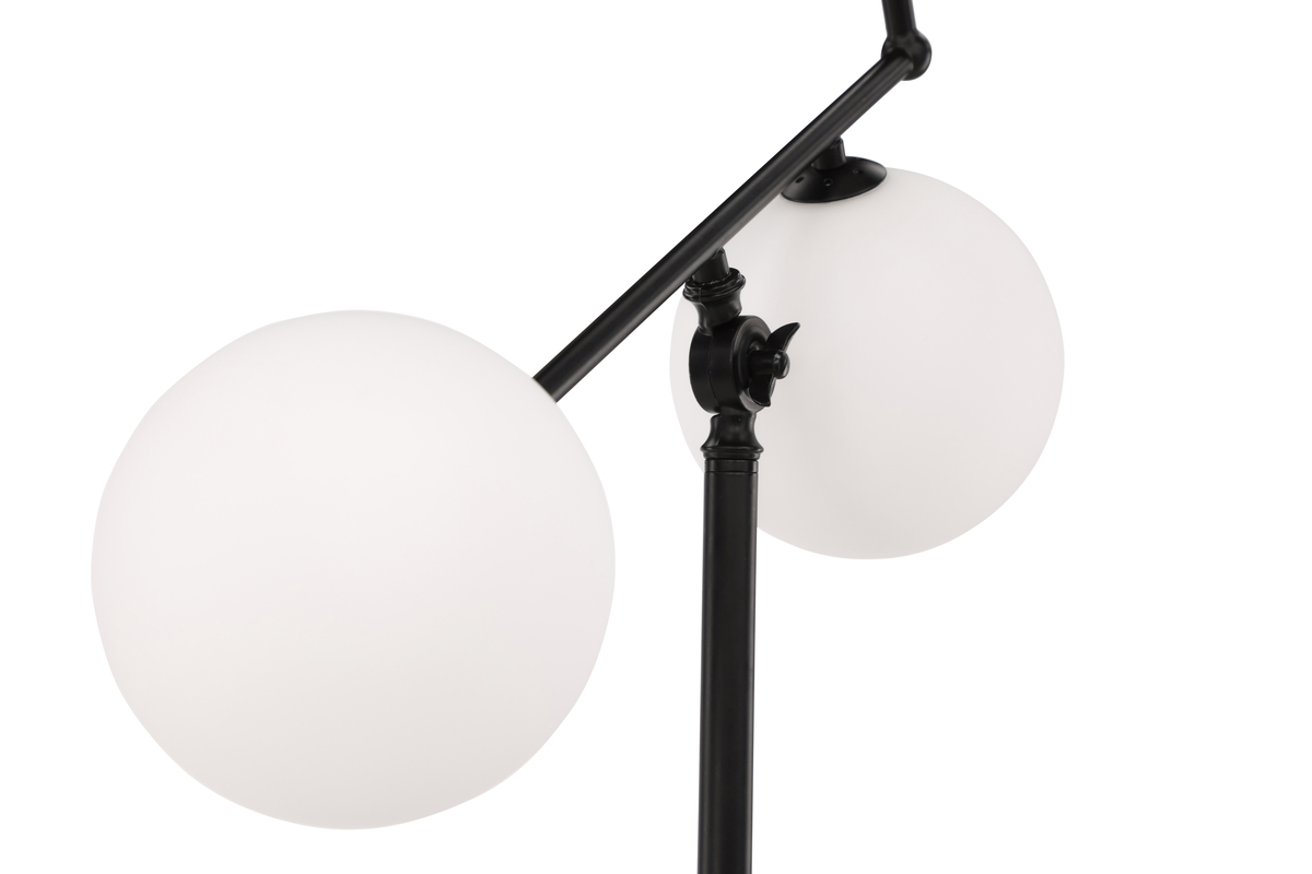 Marsan Noir lampadaire De Venture Design - Nous vous recommandons de placer la lampe dans un coin du salon pour une touche d&eacute;corative suppl&eacute;mentaire et une lumi&egrave;re chaleureuse.