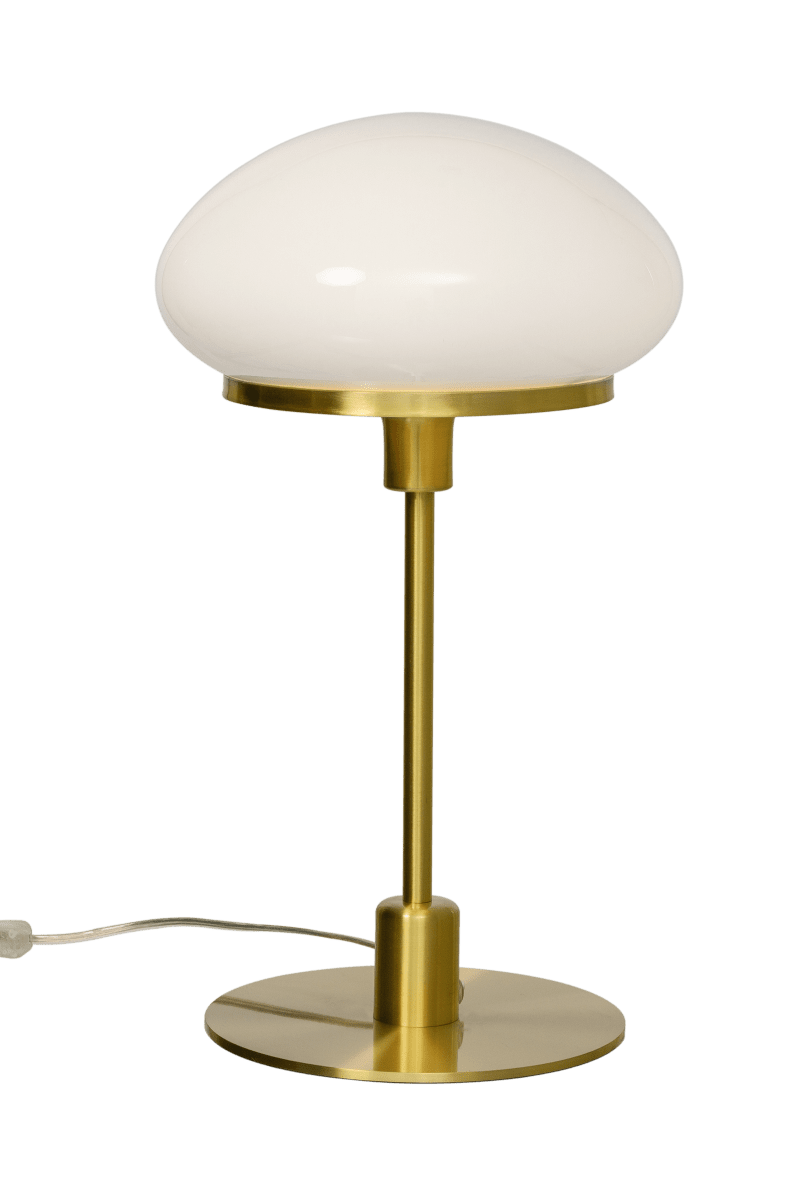 New August 48cm Laiton mat lampe de table De Aneta Lighting - Nouvelle lampe de table élégante d'August dans un modèle classique avec un design plus moderne.