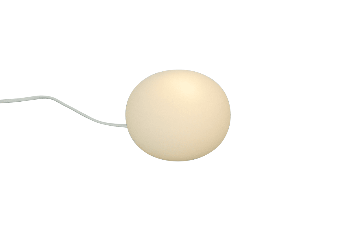 Globus 10cm Opale lampe de table De Aneta Lighting - Lampe de table Globe en verre blanc opale avec une source lumineuse à l'intérieur de la sphère en verre, qui fournit une lumière décorative et chaleureuse.