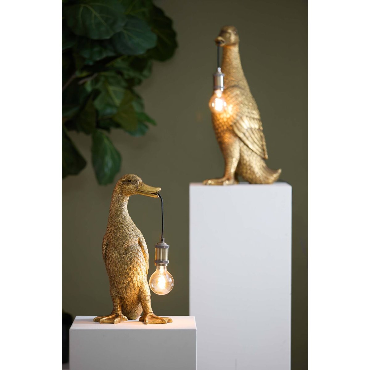 Duck 48cm Or antique lampe de table De Light & Living - Laissez Duck devenir un &eacute;l&eacute;ment central et charmant de votre int&eacute;rieur&nbsp;!