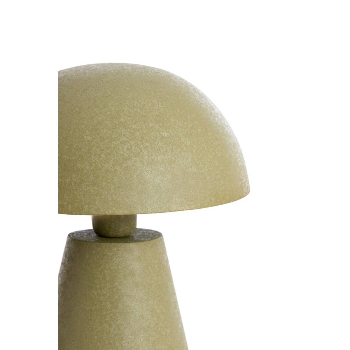 Surrina 40cm Vert lampe de table De Light & Living - La lampe diffuse une lumi&egrave;re douce et tamis&eacute;e et devient un &eacute;l&eacute;ment d&eacute;coratif id&eacute;al sur une table de chevet, une &eacute;tag&egrave;re ou une gu&eacute;ridon.