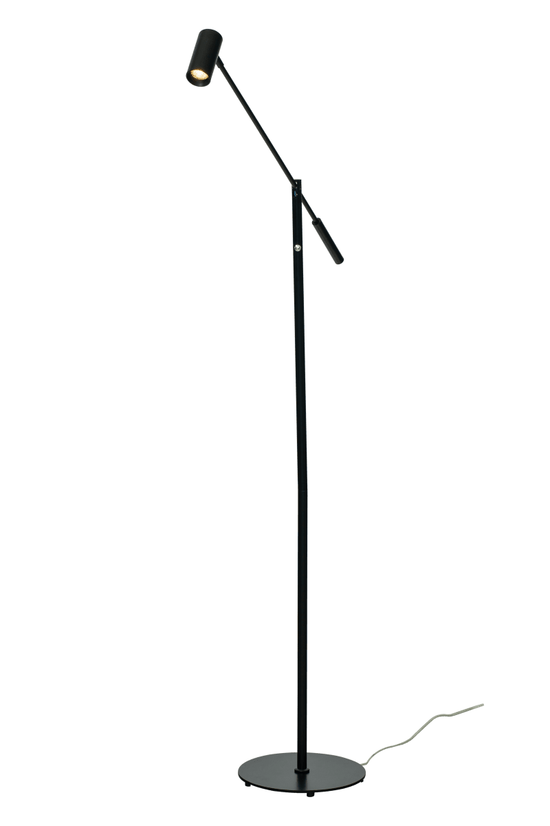 Concord Noir lampadaire De Aneta Lighting - La tête de la lampe et le bras sont tous deux réglables, ce qui vous permet de diriger facilement la lumière où vous le souhaitez.