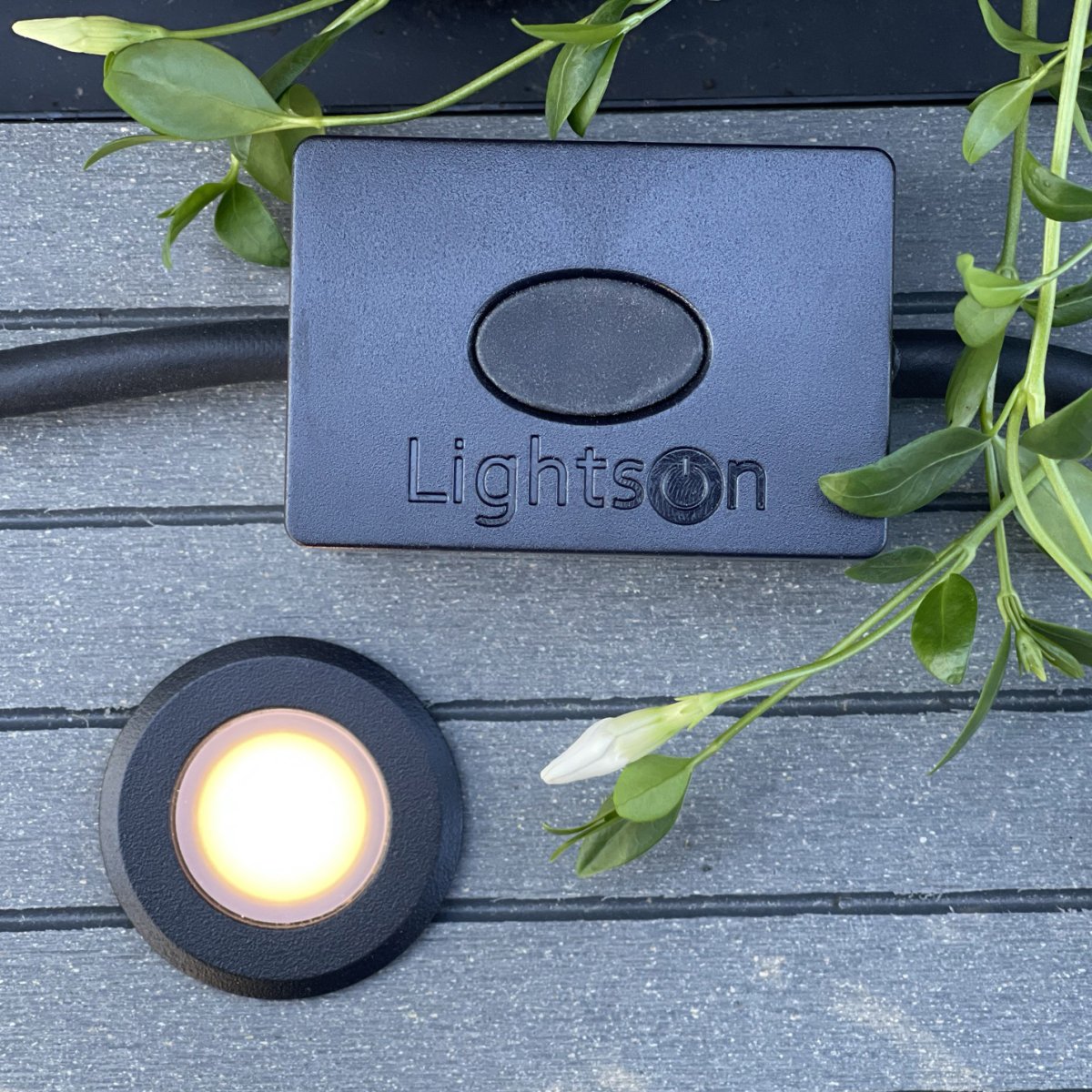 Variateur De Lumière Noir De Lightson - Pour une dur&eacute;e de vie optimale, nous recommandons de ne pas charger le transformateur &agrave; plus de 85 % de sa capacit&eacute; maximale.