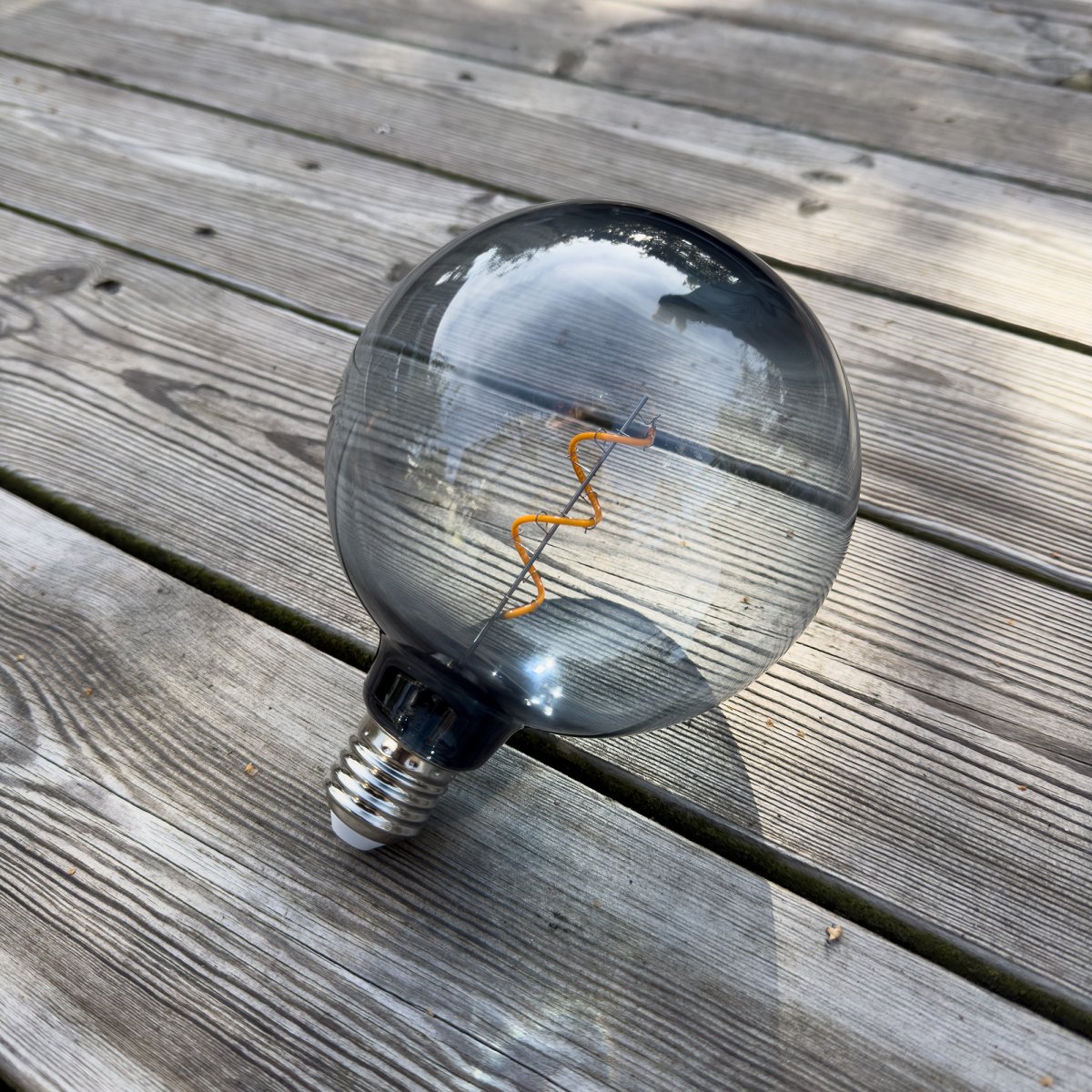 Deco bulb XL Couleur fumée De Lightson - Pour une durée de vie optimale, nous recommandons de ne pas charger le transformateur à plus de 85 % de sa capacité maximale.