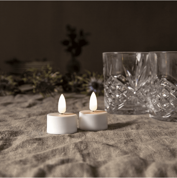 LED Bougie Chauffe-Plat Flamme Blanc De Star Trading - Pack de 2 bougies chauffantes à lumière blanche chaude de la série Flamme.