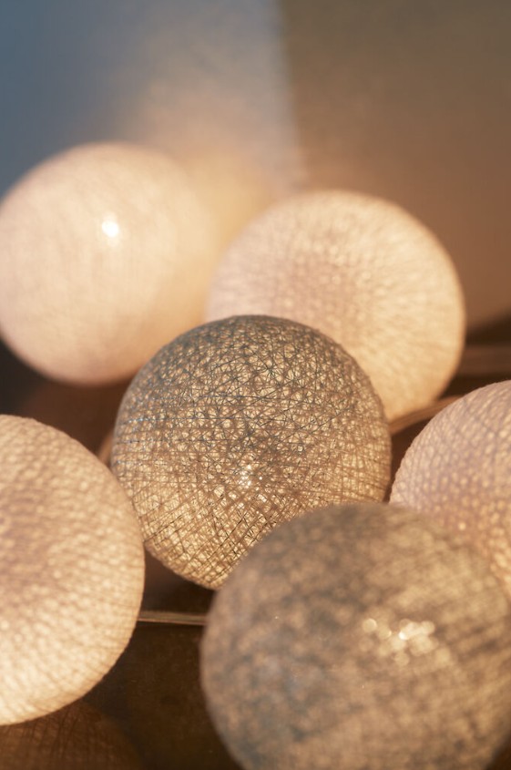Irislights Silver 35-lights Argent De Irislights - Attention&nbsp;: ce produit est fabriqu&eacute; &agrave; la main, des variations de couleur, de forme et de taille peuvent donc survenir.
