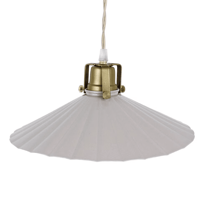 Anita Ø30 Beige lampe de fenêtre De Strömshaga - La lampe n'a pas de connexion au mur ou au plafond, vous pouvez donc d&eacute;cider &agrave; quoi vous souhaitez la connecter.