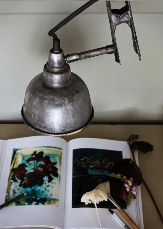 Anna Argent antique lampe à pince De Strömshaga - Spot à pince avec finition argent antique.