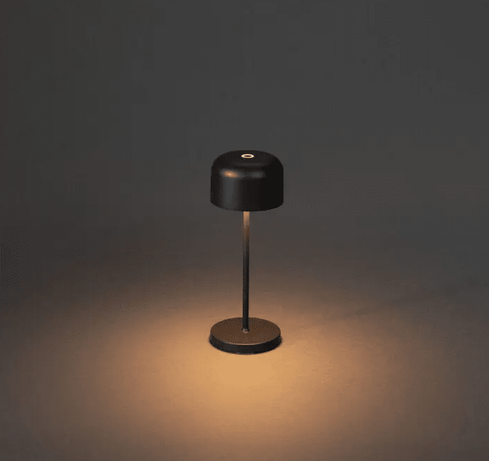 Lille 20cm Noir portable De Konstsmide - La lampe est équipée d'un variateur tactile pour que vous puissiez régler la luminosité et la température de couleur du jaune chaud au blanc chaud.