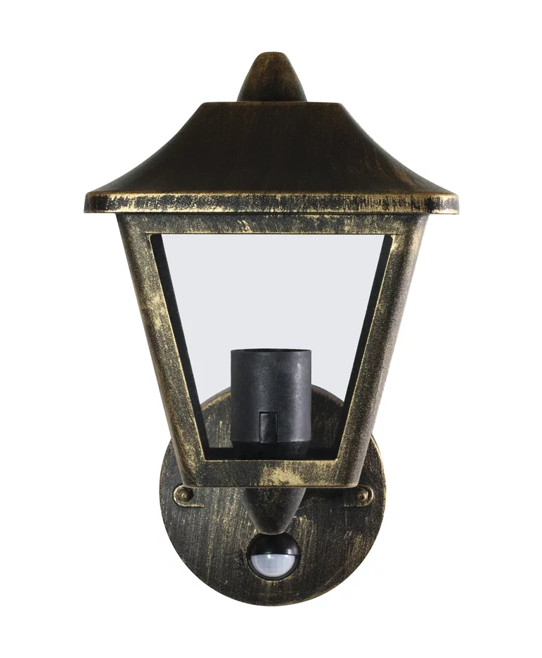 Tradition Sensor Noir/or lampe d’extérieur De Osram - Tradition Sensor est une applique murale &eacute;l&eacute;gante au design de lanterne classique, parfaite pour cr&eacute;er une atmosph&egrave;re accueillante dans les entr&eacute;es, les all&eacute;es et les fa&ccedil;ades.