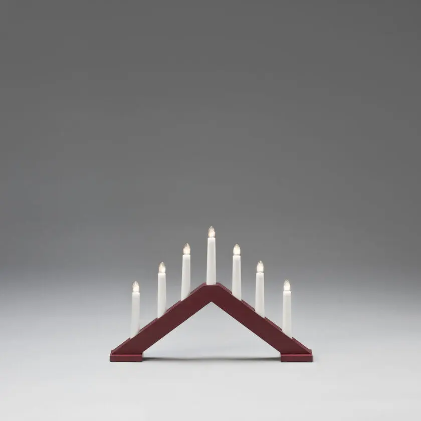 Candelabra 7 Lights Rouge foncé mat De Konstsmide - Donnez &agrave; votre maison une atmosph&egrave;re de No&euml;l intemporelle et &eacute;l&eacute;gante avec cet &eacute;l&eacute;gant bougeoir de l'Avent en bois.