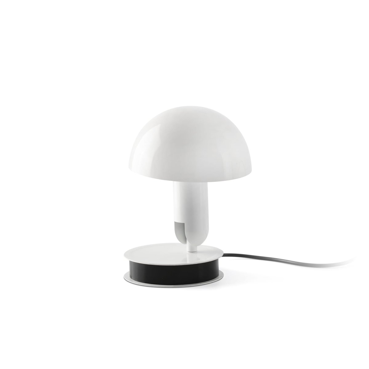 Bela 24cm Blanc lampe de bureau De Faro Barcelona - Gr&acirc;ce &agrave; son socle annulaire inclus, Bela se transforme rapidement en une &eacute;l&eacute;gante lampe de table.