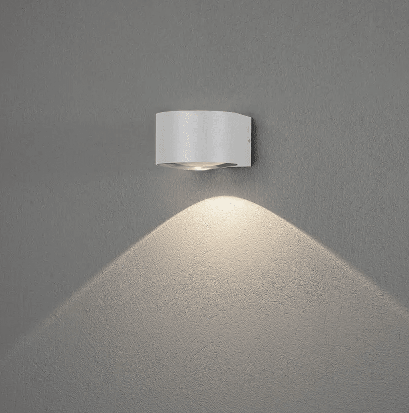 Gela 10cm Blanc lampe d’extérieur De Konstsmide - Il est recommandé de l'installer à l'entrée, sur la terrasse ou le long de la façade.
