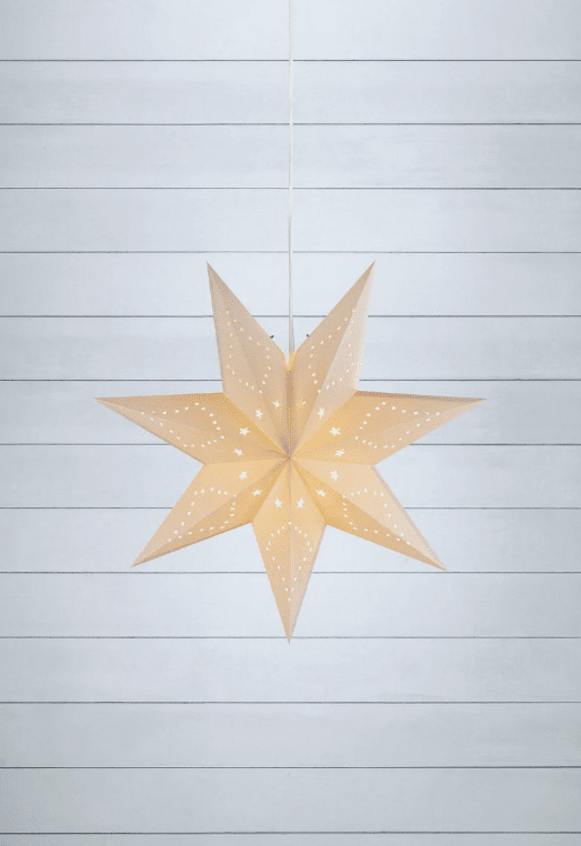 Saturnus Ø45 Blanc De Markslöjd - Saturn Star White 45 cm est une belle étoile de Noël suspendue en carton blanc avec un motif de perles décoratives qui émet une lumière d'ambiance.