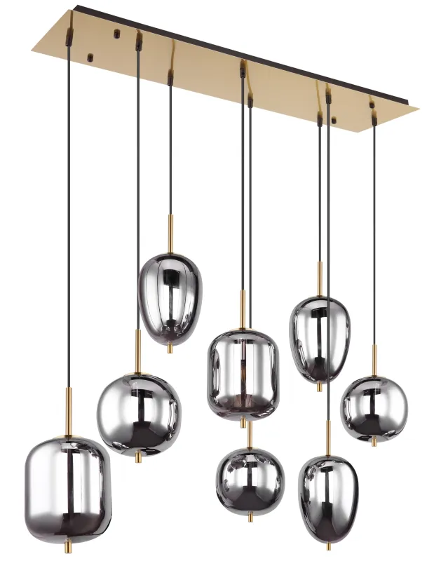 Blacky 102cm Laiton suspension De Globo Lighting - Den 102,5 cm l&aring;nga pendellampan har en rektangul&auml;r m&auml;ssingsf&auml;rgad metallplatta, fr&aring;n denna h&auml;nger &aring;tta svarta kablar med runda, r&ouml;kf&auml;rgade glasglober i olika former.
