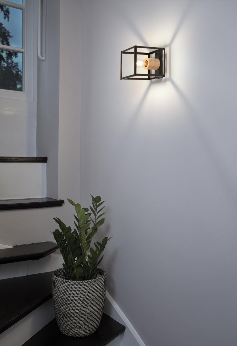 Nairobi 22cm Noir applique murale De Osram - Parfait pour mettre en valeur une ampoule &eacute;l&eacute;gante et ajouter une atmosph&egrave;re accueillante &agrave; la pi&egrave;ce.