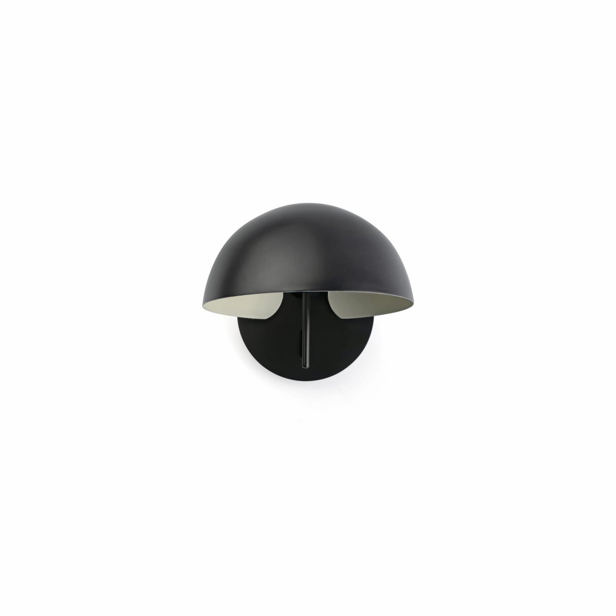 Matilda Ø17 Noir lampe de lecture De Faro Barcelona - Son abat-jour rotatif et sa hauteur r&eacute;glable permettent un &eacute;clairage modulable pour r&eacute;pondre &agrave; diff&eacute;rents besoins, d'un &eacute;clairage d'ambiance &agrave; un &eacute;clairage concentr&eacute;.