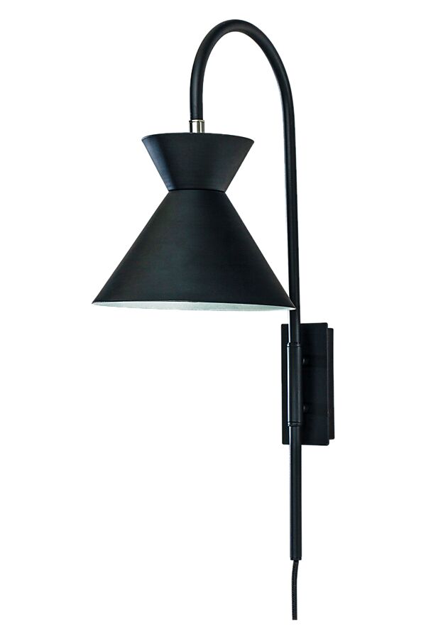 Coni 54cm Noir applique murale De Aneta Lighting - Coni fournit une lumière agréable et décorative à côté du canapé, dans le couloir ou au-dessus du comptoir de la cuisine.