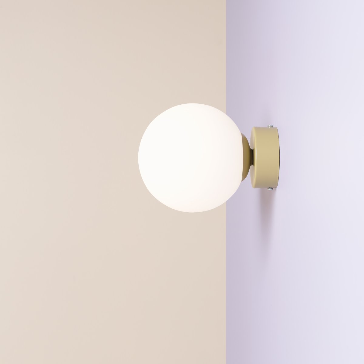 Ball Ø15 Beige applique murale De Artera - Avec sa forme sphérique simple et élégante, il fournit une lumière douce et atmosphérique qui crée une atmosphère chaleureuse et accueillante dans n'importe quelle pièce.