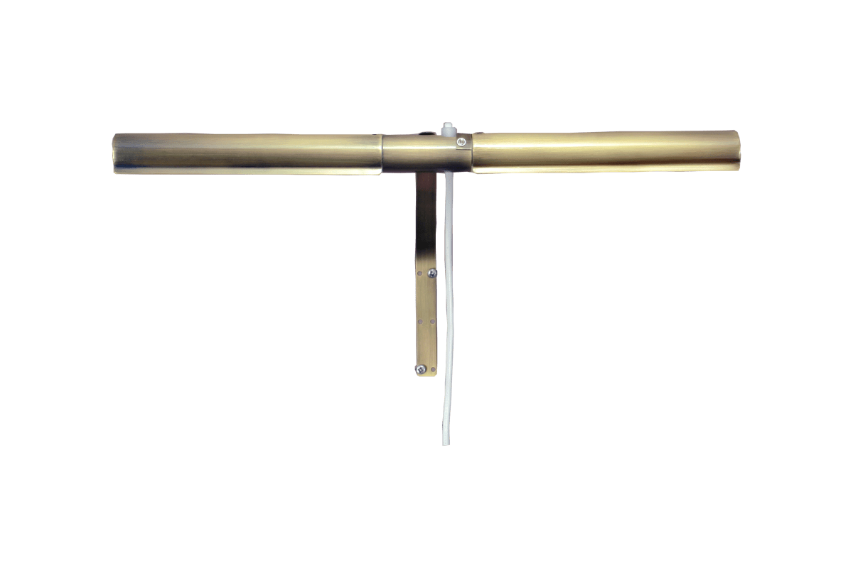 Picasso 47cm Laiton antique De Aneta Lighting - La lampe Picasso est une élégante lampe en métal finition laiton antique, qui apporte une touche classique et raffinée à votre intérieur.