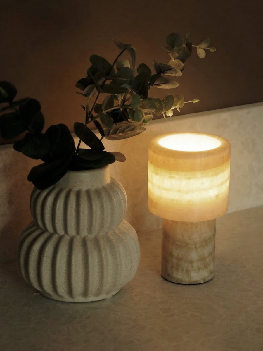 Lucie 16cm Nature portable De PR Home - Son intensité lumineuse est réglable sur trois niveaux, vous permettant de l'adapter facilement à vos besoins et à l'occasion.