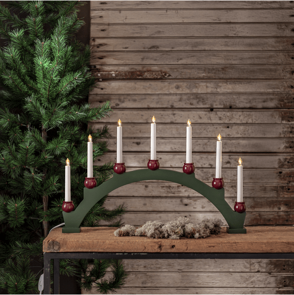 Mora Vert De Star Trading - Comprend un c&acirc;ble blanc de 1,8 m, un interrupteur marche/arr&ecirc;t et une prise.