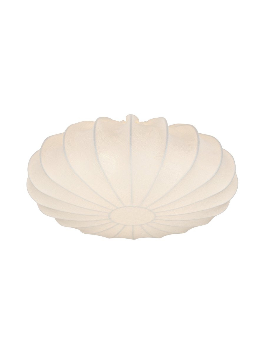 Linne Ø42 Blanc cassé plafonnier De PR Home - Idéal pour les chambres, les salons ou les couloirs, il allie un éclairage fonctionnel à un design naturel et harmonieux.