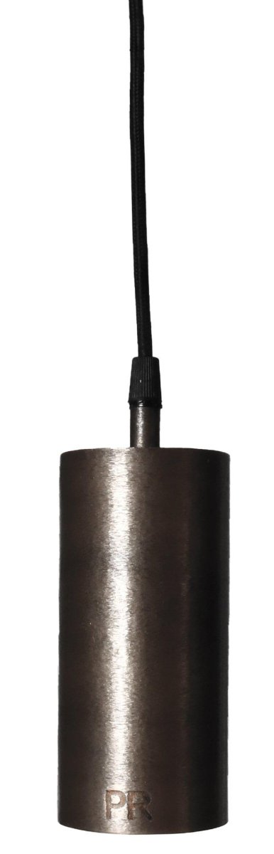 Ample Ø7 Argent lampe de fenêtre De PR Home - Élégant et minimaliste, il est idéal pour créer un éclairage indirect au-dessus d'une table ou d'un plan de travail.