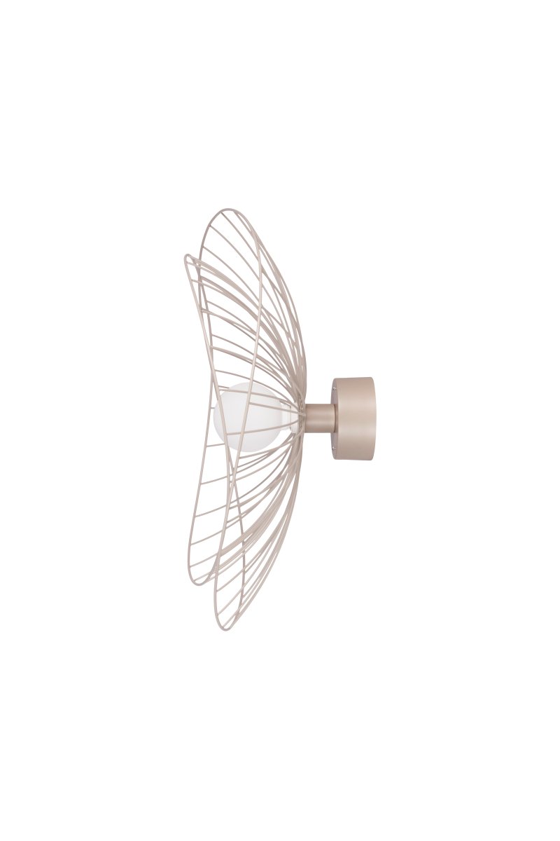 Ray Ø60 Beige applique murale De Globen Lighting - La prise de plafond pour le montage au plafond est disponible séparément.