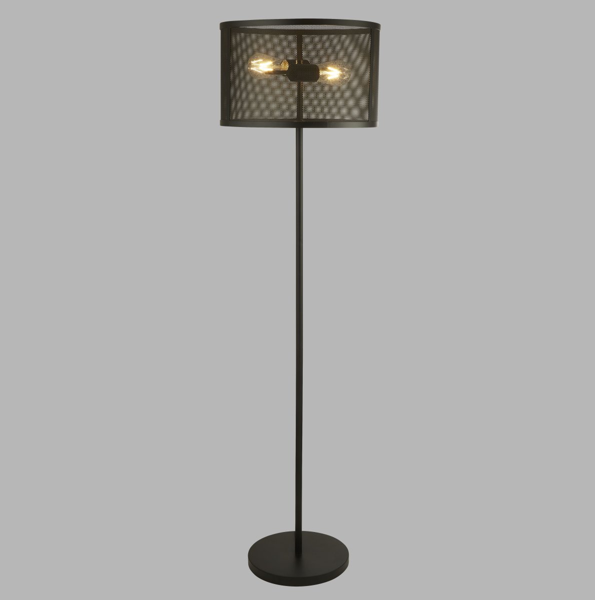 Lydia Noir lampadaire De Searchlight - Le design &eacute;l&eacute;gant et la finition noire mate font de la lampe une combinaison parfaite de fonctionnalit&eacute; et d'esth&eacute;tique, id&eacute;ale pour mettre en valeur votre salon, votre chambre ou votre bureau.