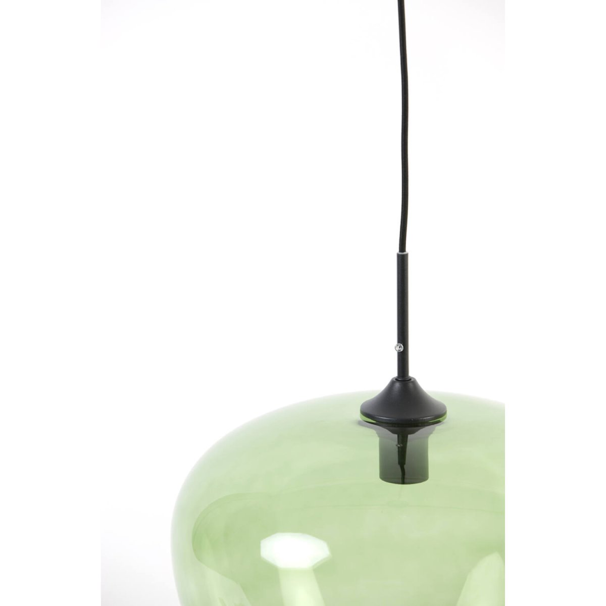 Mayson Ø40 Vert suspension De Light & Living - L'élégante suspension Mayson, avec son abat-jour en verre vert, diffuse une lumière douce et agréable.