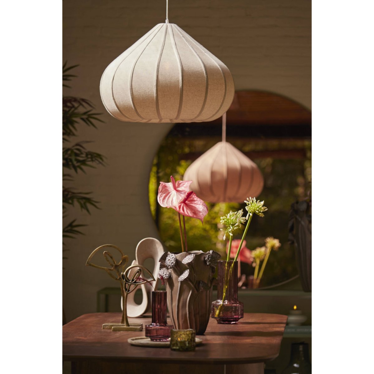 Zubeda Ø60 Brun suspension De Light & Living - Zubeda est une suspension élégante dotée d'un abat-jour en lin brun naturel.
