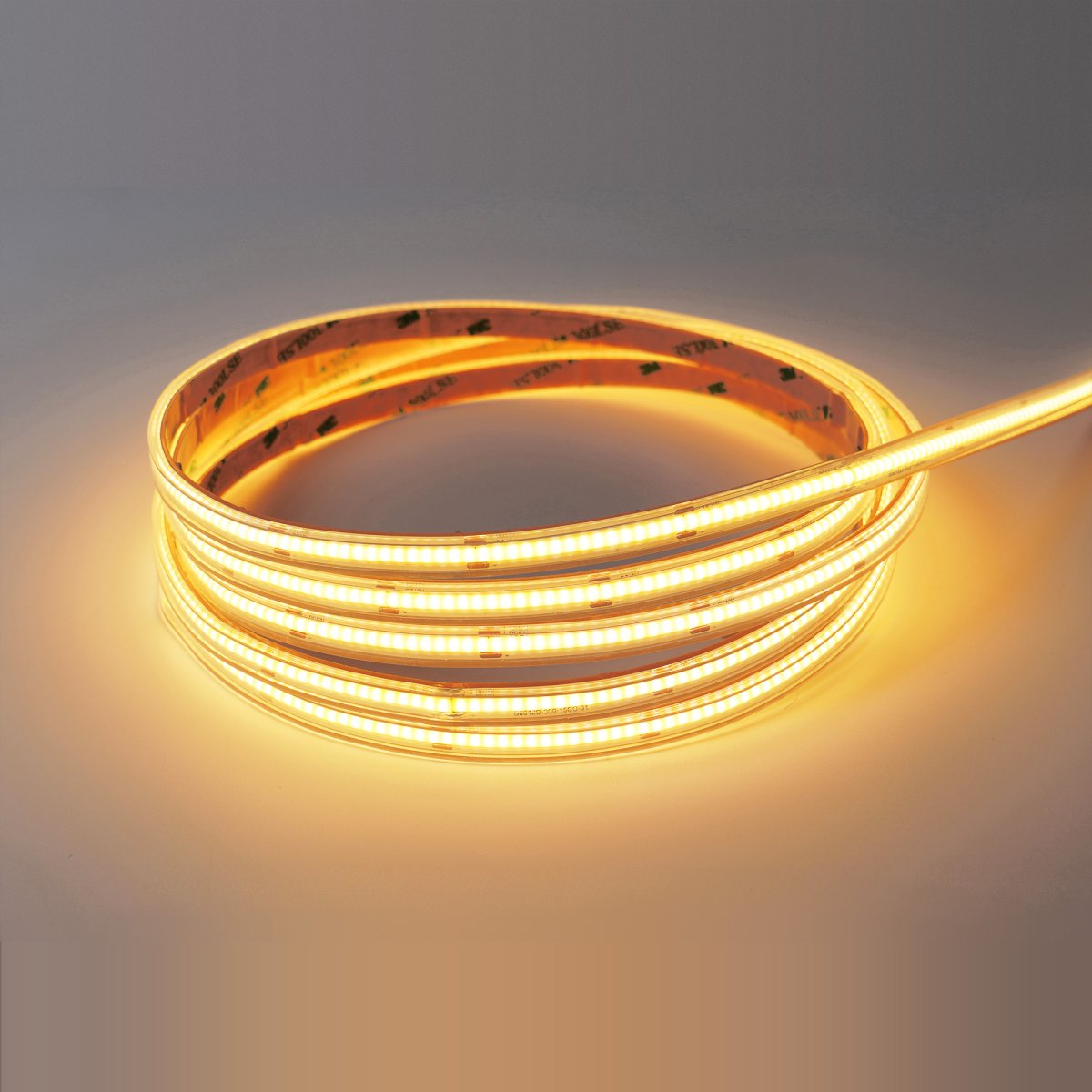 Strip (2.5m) Transparent De Lightson - Veuillez noter que si vous souhaitez couper la bande et la placer à l'extérieur, vous devrez remplir le joint d'extrémité inclus avec de la colle silicone (non incluse) pour le rendre étanche.