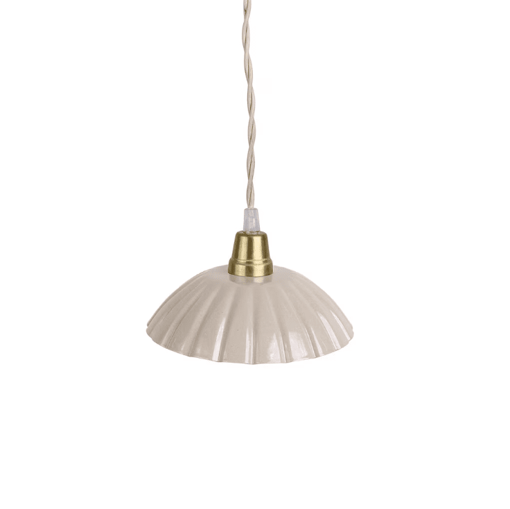 Ingrid Petit Ø16 Beige lampe de fenêtre De Strömshaga - Pas de disjoncteur sur le câble ni de connecteur couronne, choisissez si vous souhaitez connecter un contact à un mur ou à un plafond.