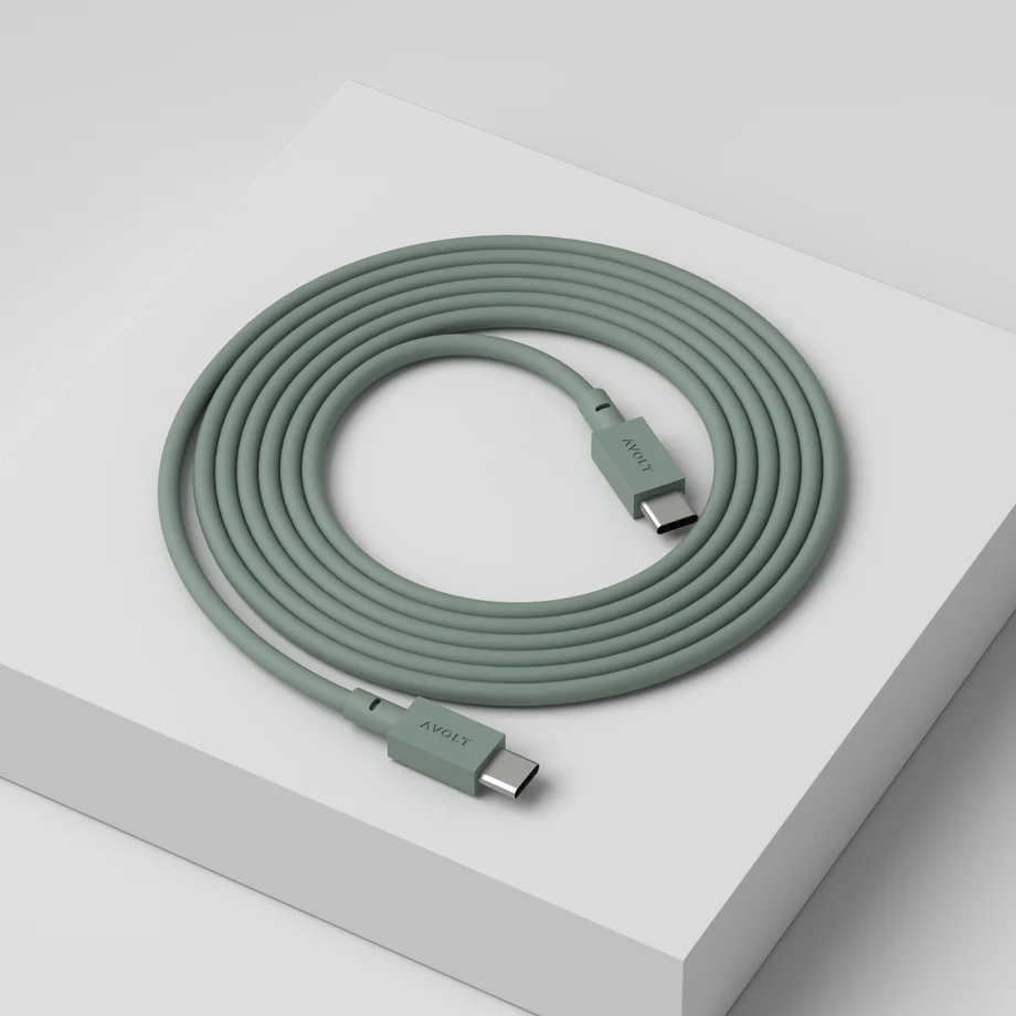 Cable 1 USB C to USB C Charging Cable, 2m Vert De Avolt - Le c&acirc;ble 1 USB-C vers USB-C d'Avolt combine une charge puissante avec un design scandinave &eacute;l&eacute;gant.