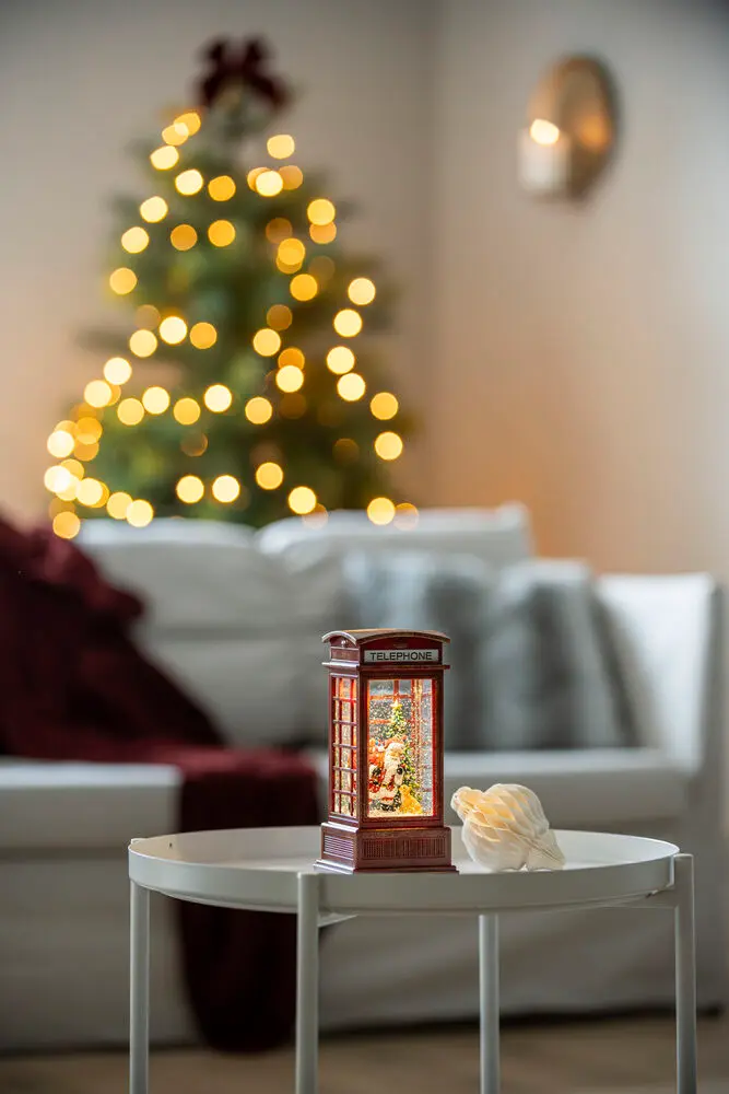 Lanterne Remplie D'eau Avec cabine téléphonique ROUGE De Konstsmide - Mini lanterne d&eacute;corative remplie d'eau en forme de cabine t&eacute;l&eacute;phonique rouge classique avec un motif de No&euml;l.