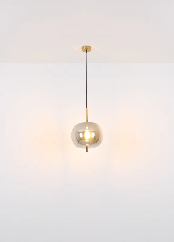 Blacky Ø30 Laiton suspension De Globo Lighting - En stilren armatur som skapar en st&auml;mningsfull och elegant belysning i ditt hem,&nbsp;perfekt i vardagsrum eller matsal.