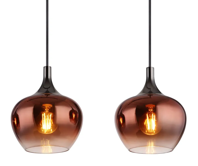 Maxy 100cm Cuivre suspension De Globo Lighting - Den mattsvarta och krompl&auml;terade metallstommen ger lampan en modern och sofistikerad look, medan de kopparf&auml;rgade glaskuporna med en klar och tonad gradient skapar en unik ljusupplevelse.