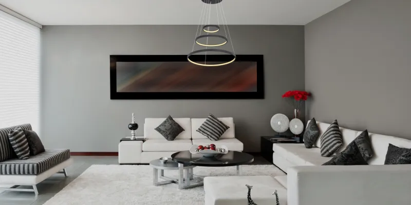 Ralph Ø50 Noir suspension De Globo Lighting - Designad med tre ringar och en h&ouml;jd p&aring; 120 cm, ger den ett unikt och stilrent uttryck.