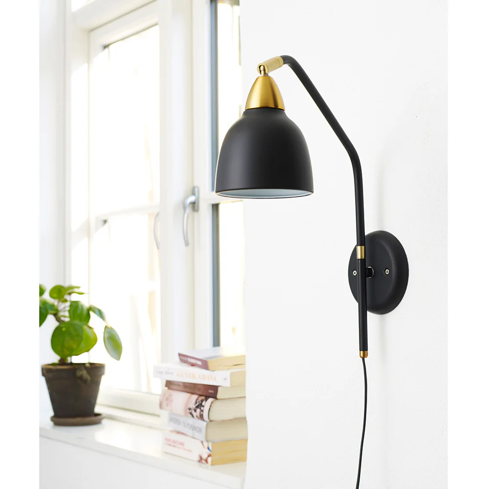 Urban 40cm Noir applique murale De Superliving - Avec un bras rotatif et un écran pouvant pivoter à 345°.