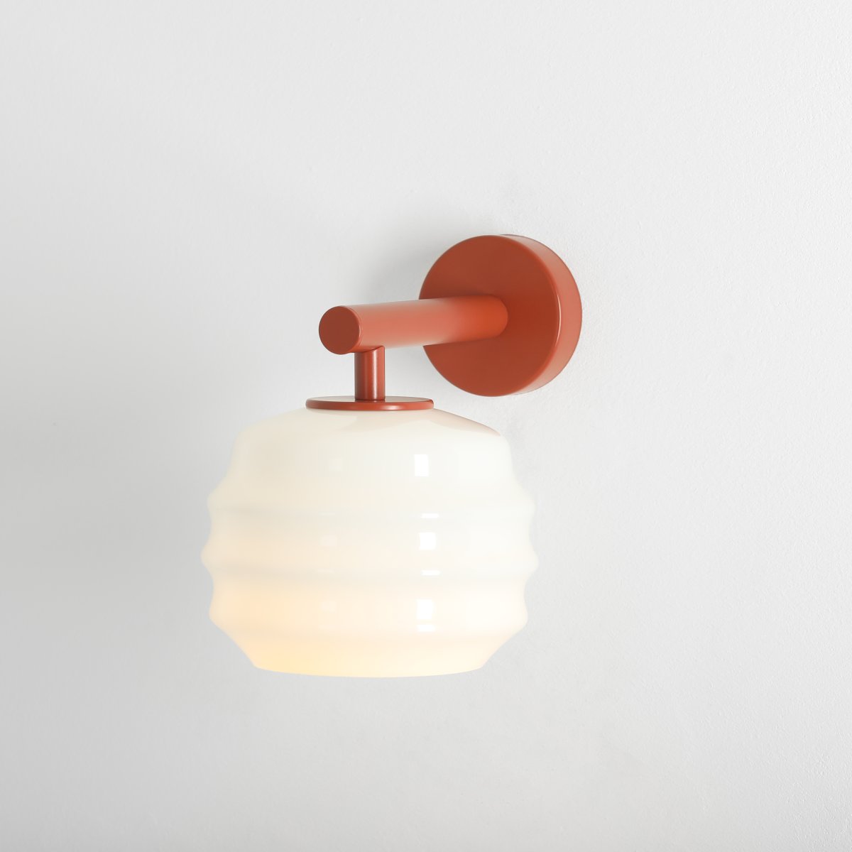 Puff 23cm Terre cuite applique murale De Artera - Puff émet une lumière douce et agréable, créant une ambiance cosy.