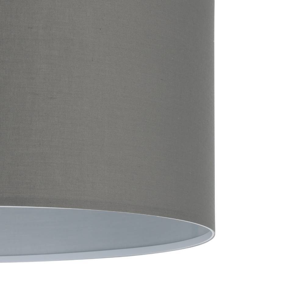 Pasteri Ø53 Gris suspension De Eglo - Dot&eacute; d'un abat-jour en textile gris et d'une &eacute;l&eacute;gante suspension en m&eacute;tal, il s'int&egrave;gre parfaitement aussi bien dans le salon que dans la salle &agrave; manger.