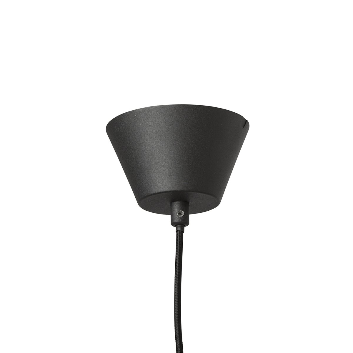 Down Ø15 Anthracite suspension De CO Bankeryd - Pour que le design de la lampe soit mis en valeur de manière optimale, nous vous recommandons de choisir une source lumineuse globe d'un diamètre de 95 cm.