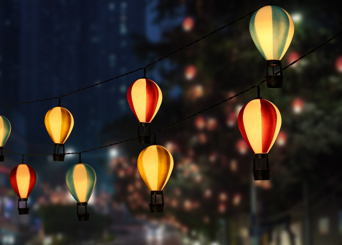 Balloon Multicolore lampe solaire De Globo Lighting - En unik och st&auml;mningsfull detalj som ger utomhusmilj&ouml;n en lekfull och elegant touch!