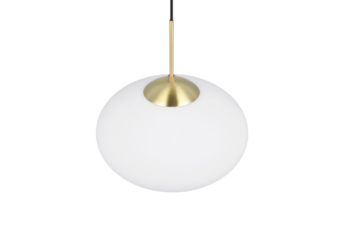 Fomento Ø40 Laiton mat suspension De Trio Lighting - La combinaison du laiton mat et du verre blanc crée une sensation de luxe et d'élégance.