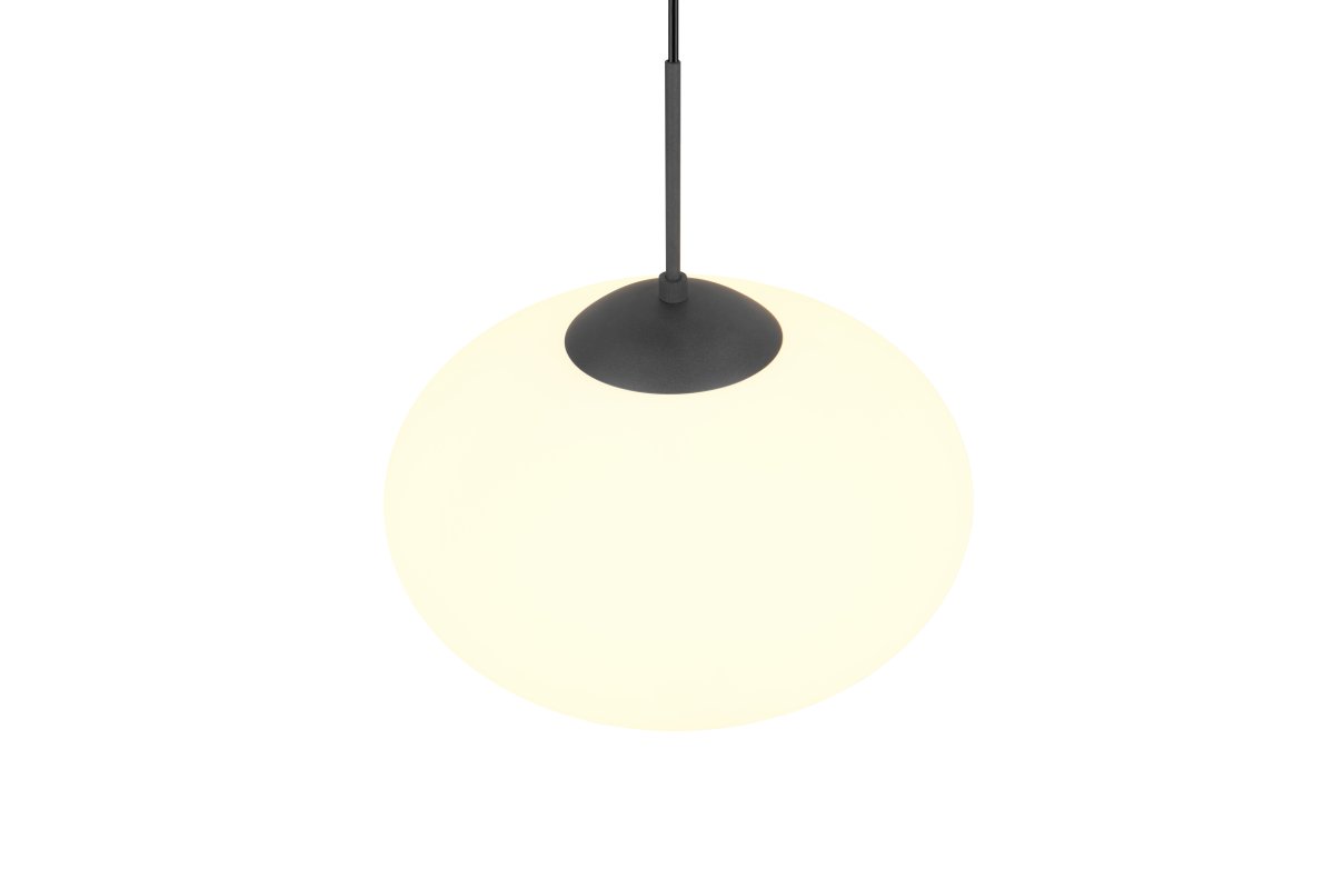 Fomento Ø40 Noir suspension De Trio Lighting - La combinaison du verre noir mat et du verre blanc crée une sensation de luxe et d'élégance.